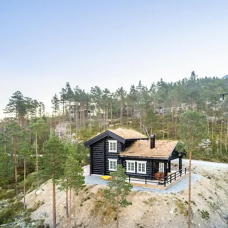 Feriehus Lakeview Charm Near Vradal